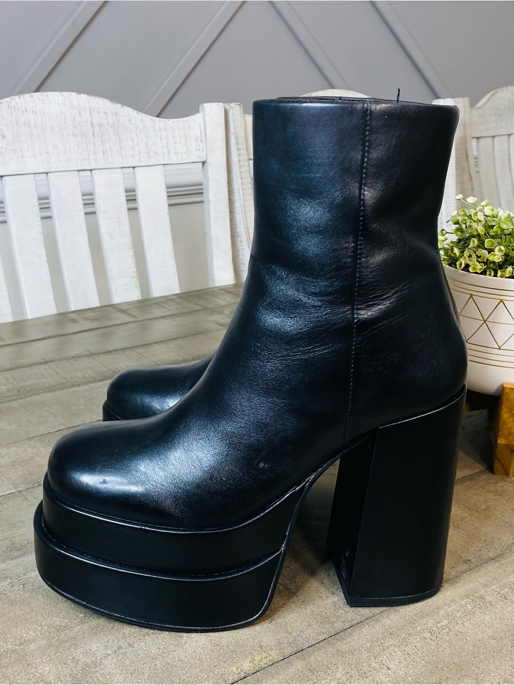 Steve Madden Cobra Black Leather Double Platform Heeled Boots Women's Size 8